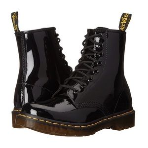 shiny black docs